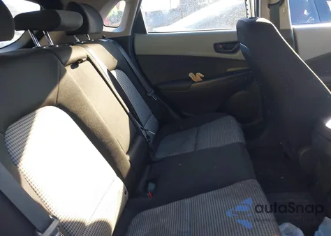 2020 Hyundai Kona Se z USA, uszkodzony, nr VIN KM8K1CAA1LU575456